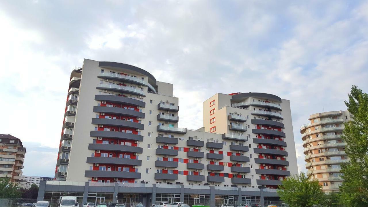 Elias Central Apartment - 2 Bedrooms & Free Parking أرادايا المظهر الخارجي الصورة